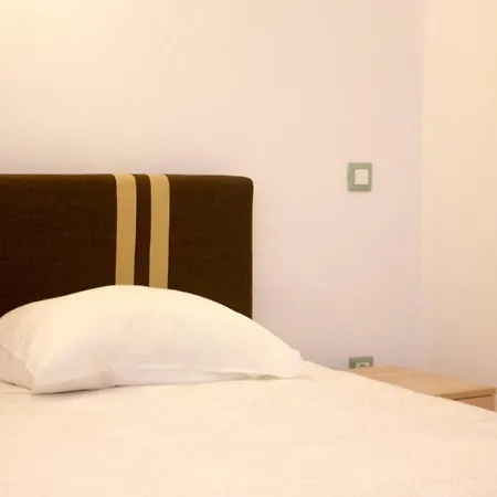 Sahas * Mykonos Town